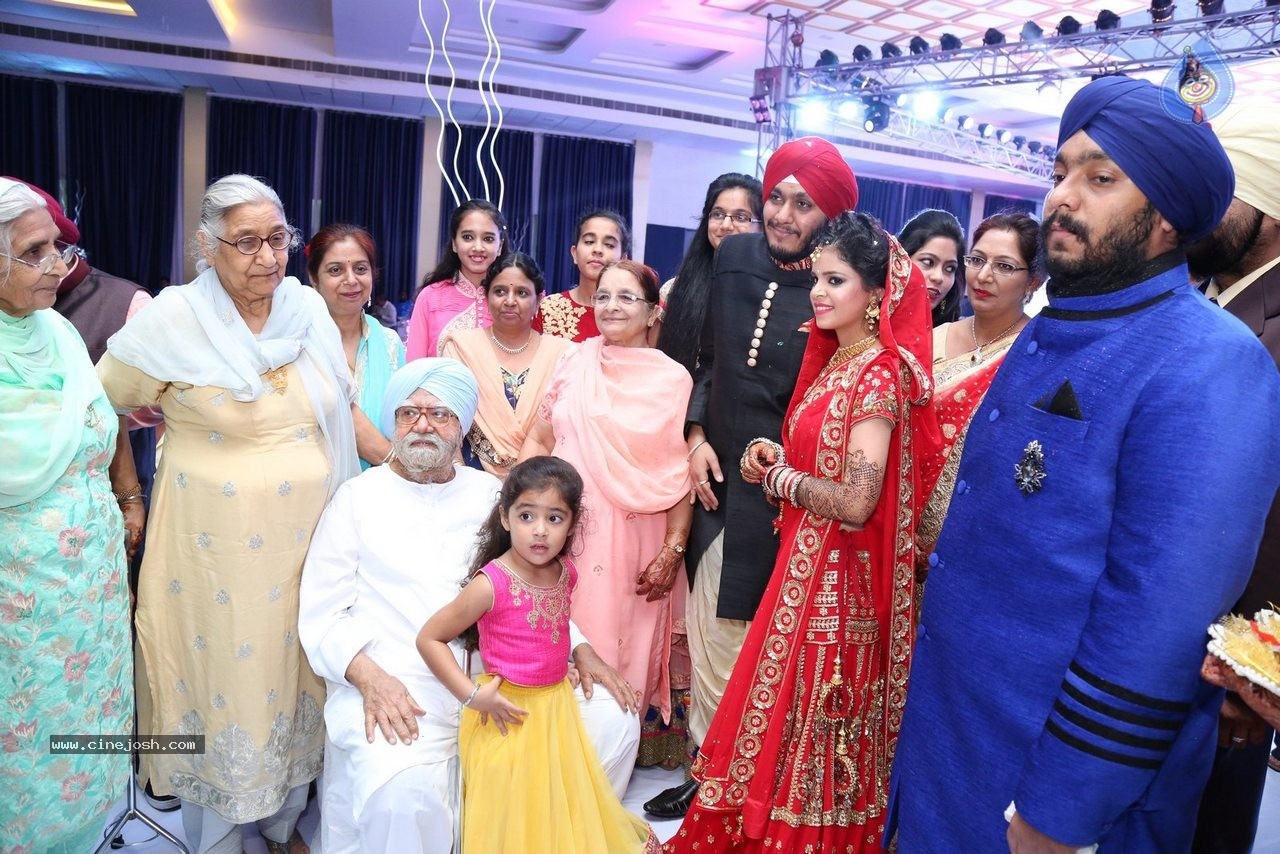 Harmeet and Rashmit Engagement Ceremony - 114 / 186 photos