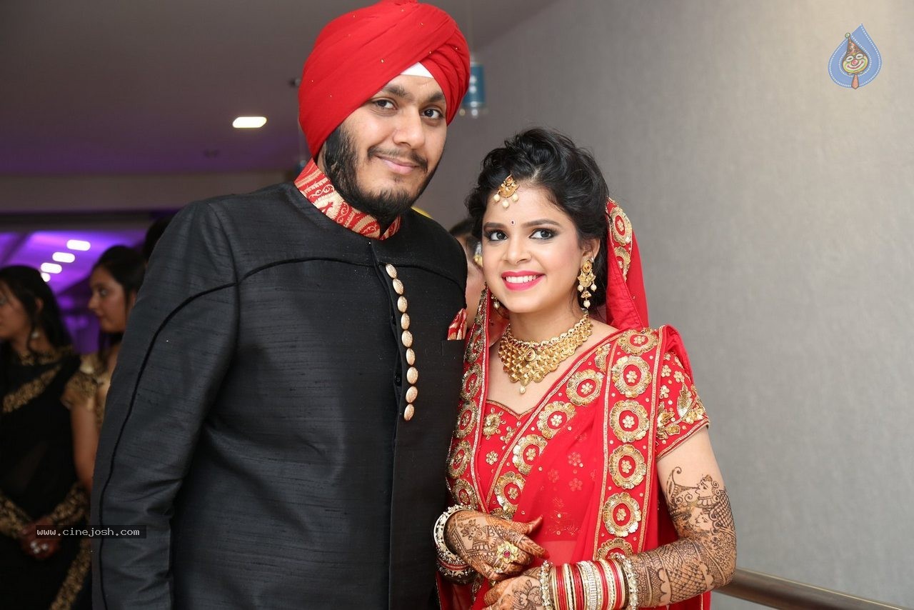 Harmeet and Rashmit Engagement Ceremony - 115 / 186 photos