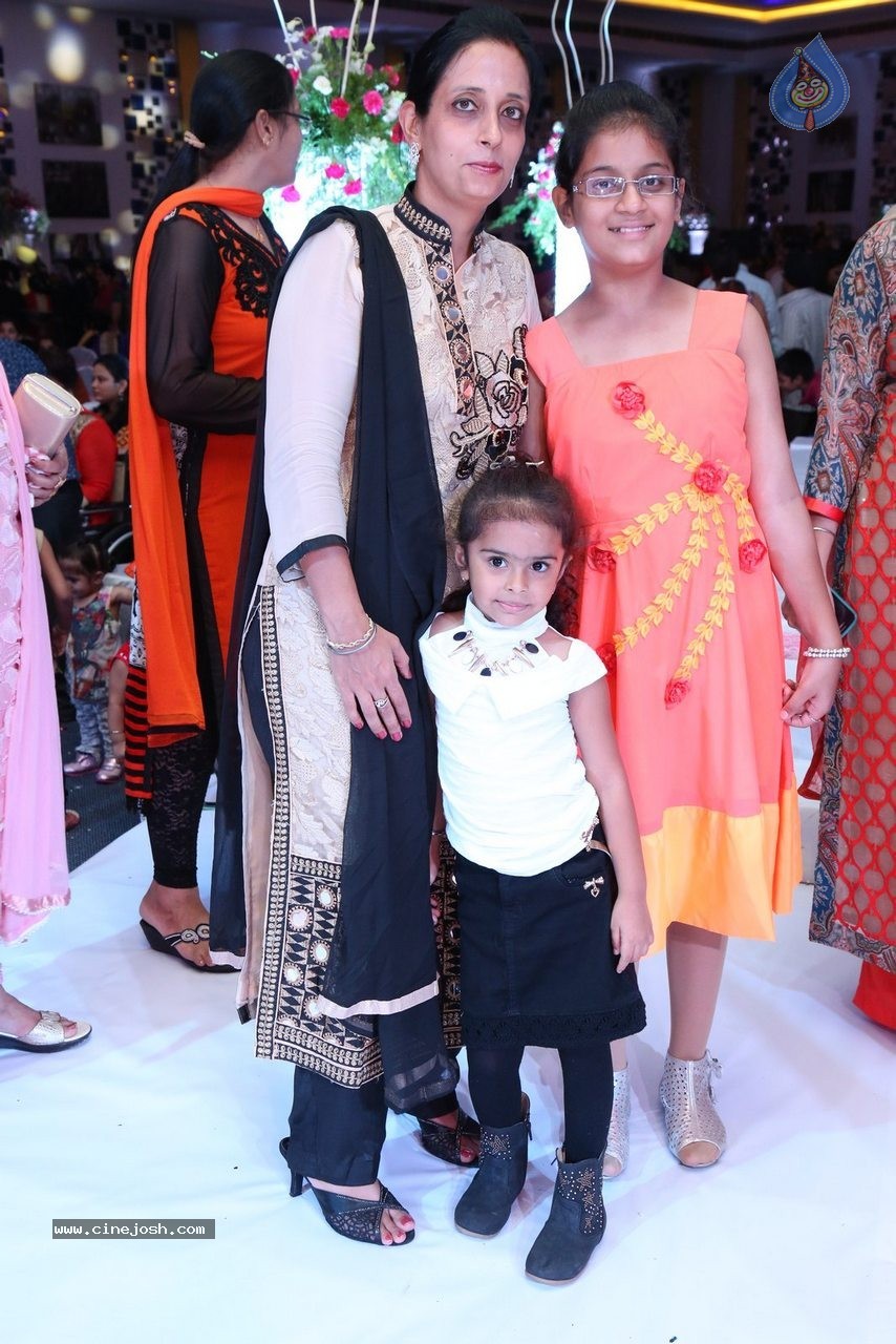 Harmeet and Rashmit Engagement Ceremony - 140 / 186 photos