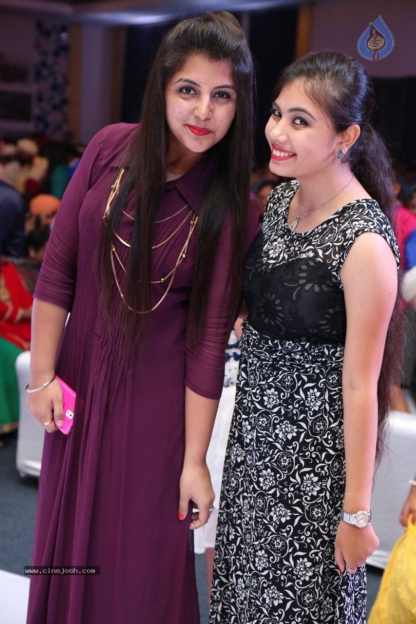 Harmeet and Rashmit Engagement Ceremony - 174 / 186 photos