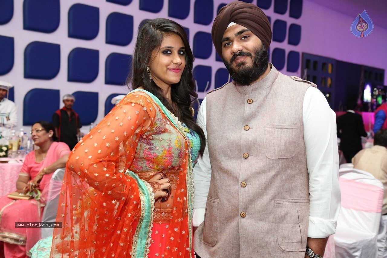 Harmeet and Rashmit Engagement Ceremony - 175 / 186 photos