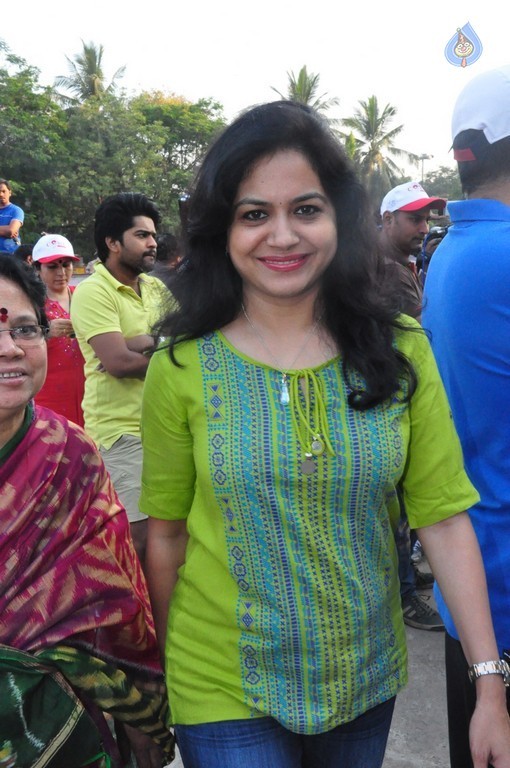 Health Minister Laxma Reddy Flagged off COWE Walkathon - 17 / 40 photos