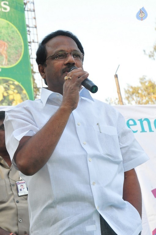 Health Minister Laxma Reddy Flagged off COWE Walkathon - 38 / 40 photos