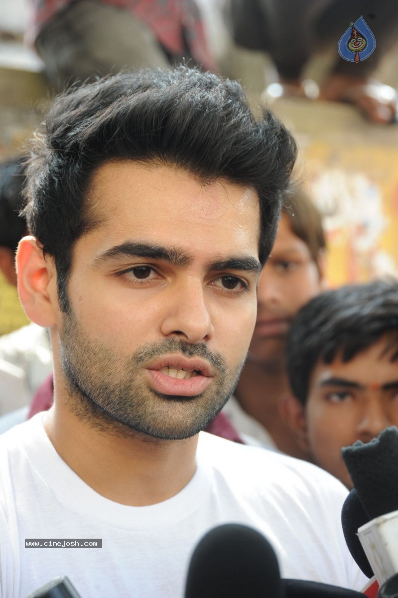 Hero Ram Swachh Bharat Event at Srinagar Colony - 23 / 66 photos