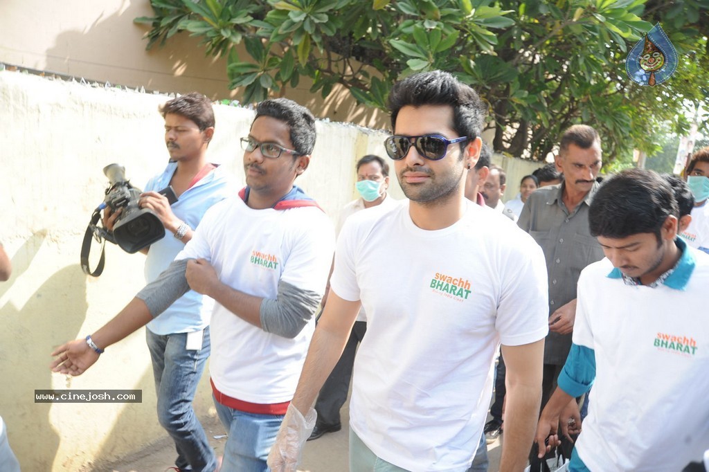 Hero Ram Swachh Bharat Event at Srinagar Colony - 40 / 66 photos