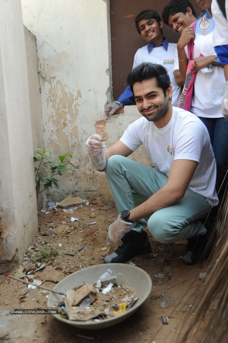 Hero Ram Swachh Bharat Event at Srinagar Colony - 44 / 66 photos