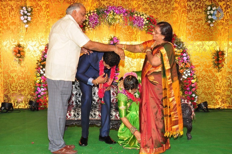 Hero Shiva and Anusha Wedding Reception - 14 / 94 photos