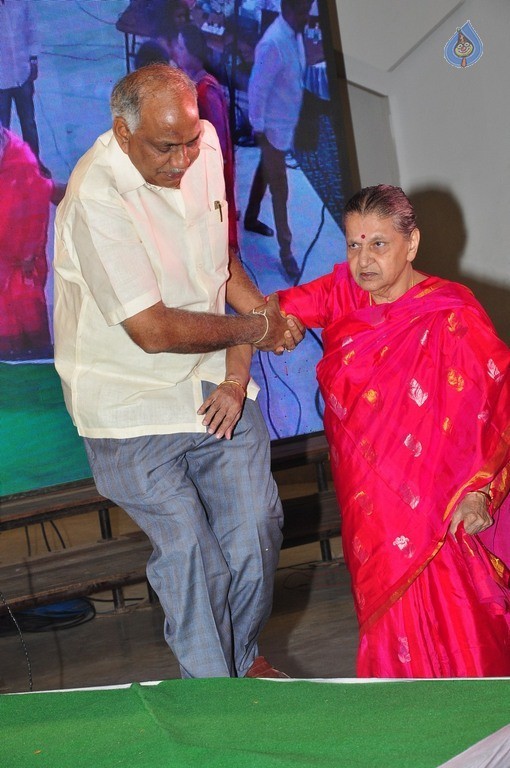 Hero Shiva and Anusha Wedding Reception - 36 / 94 photos