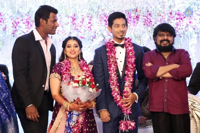 Hero Vishal Sister Aishwarya Wedding Reception Photos - 29 / 31 photos