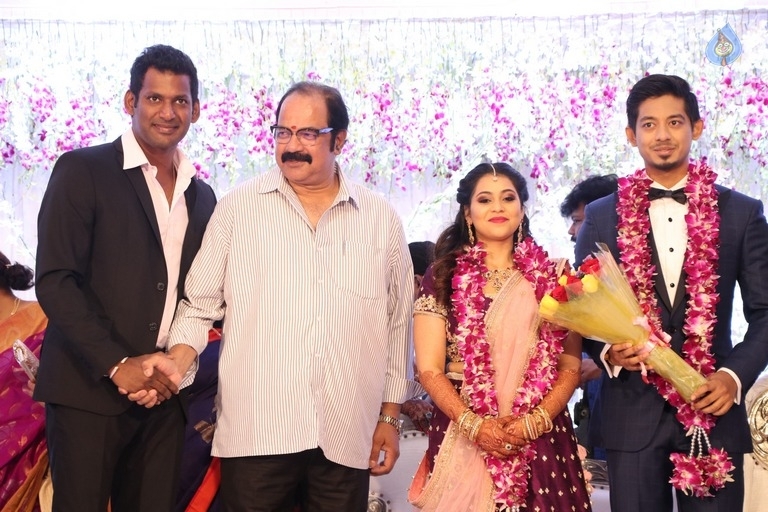 Hero Vishal Sister Aishwarya Wedding Reception Photos - 30 / 31 photos