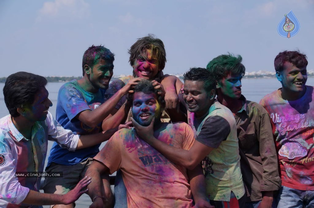 Holi 2014 Celebrations in Hyderabad - 98 / 151 photos