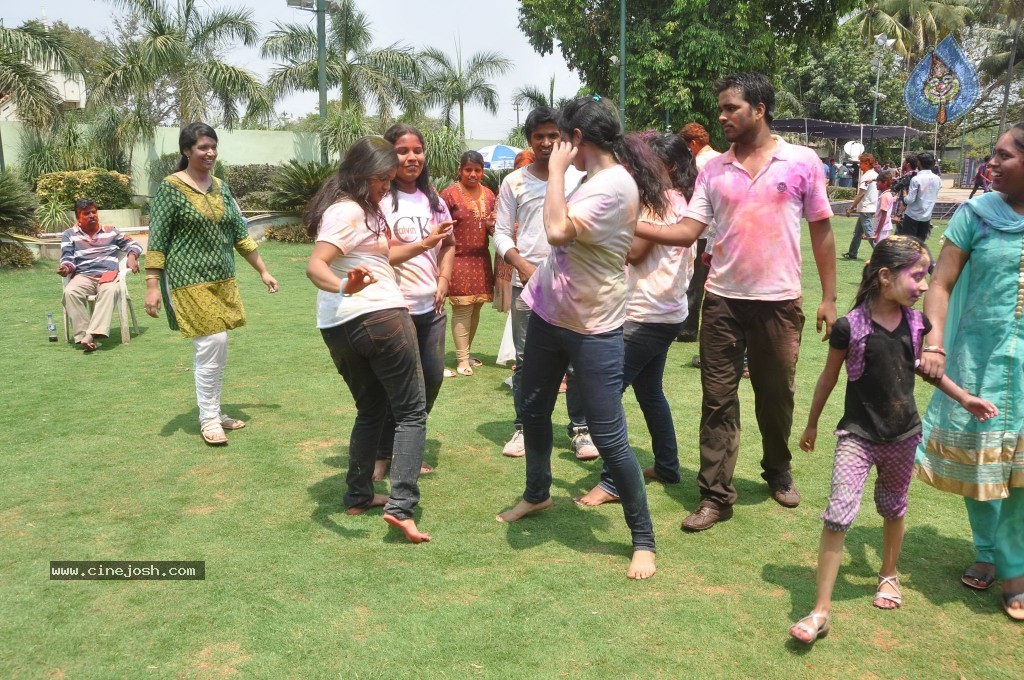 Holi Celebrations at Hyderabad - 72 / 73 photos