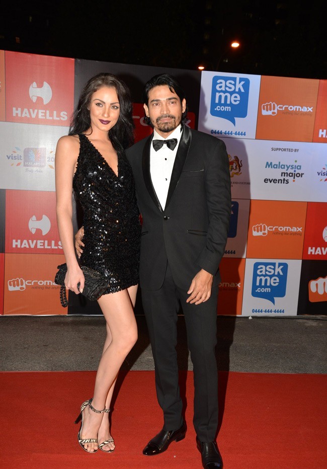 Hot Celebs at SIIMA 2014 - 51 / 78 photos