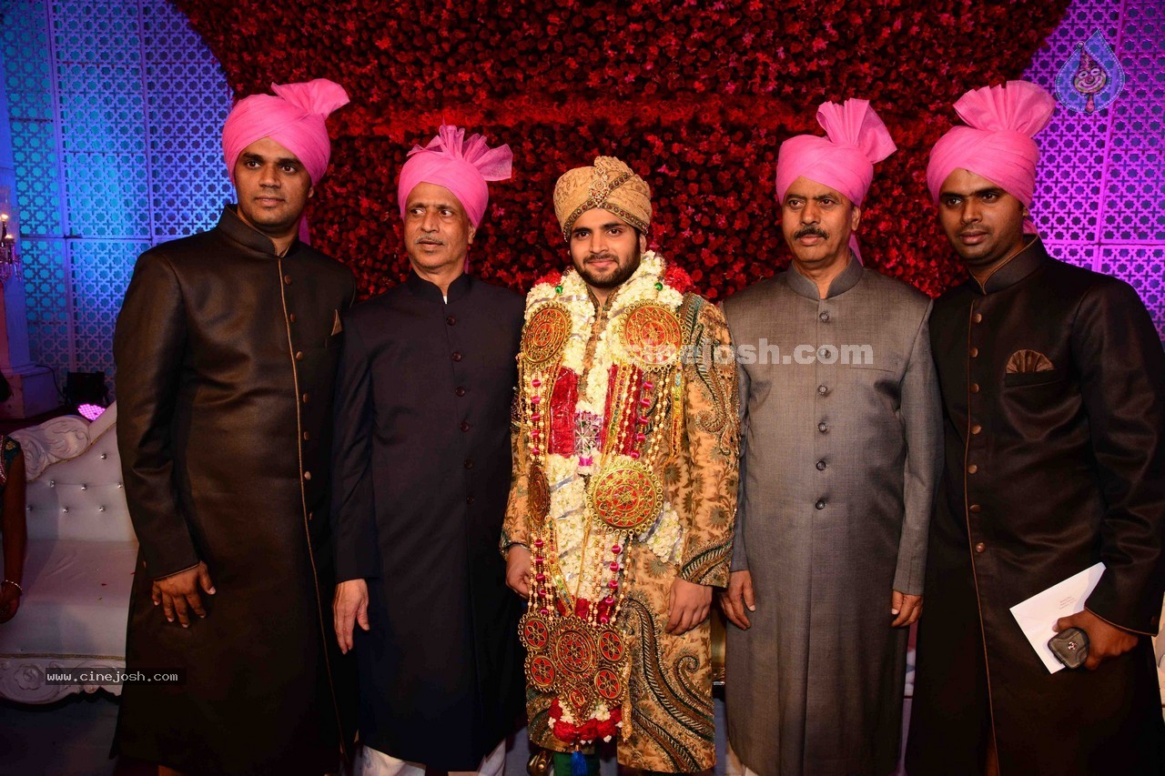 Humera Tarannum n Mohd Sameer Ahmed Wedding Ceremony - 46 / 109 photos