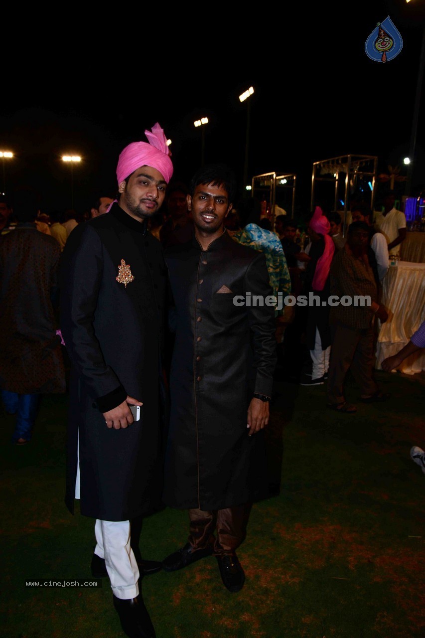 Humera Tarannum n Mohd Sameer Ahmed Wedding Ceremony - 49 / 109 photos