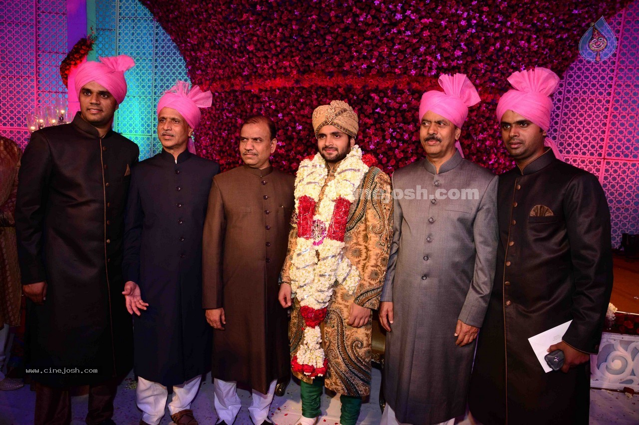 Humera Tarannum n Mohd Sameer Ahmed Wedding Ceremony - 57 / 109 photos