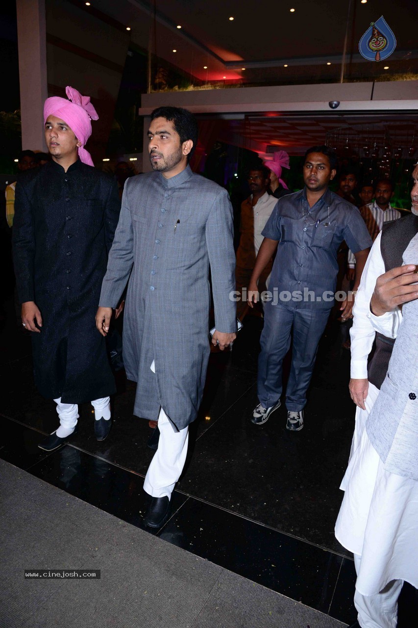 Humera Tarannum n Mohd Sameer Ahmed Wedding Ceremony - 105 / 109 photos