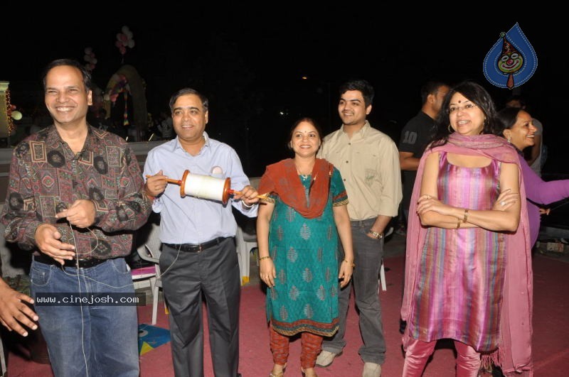 Hyderabad Kite Festival 2011 Photos - 68 / 103 photos