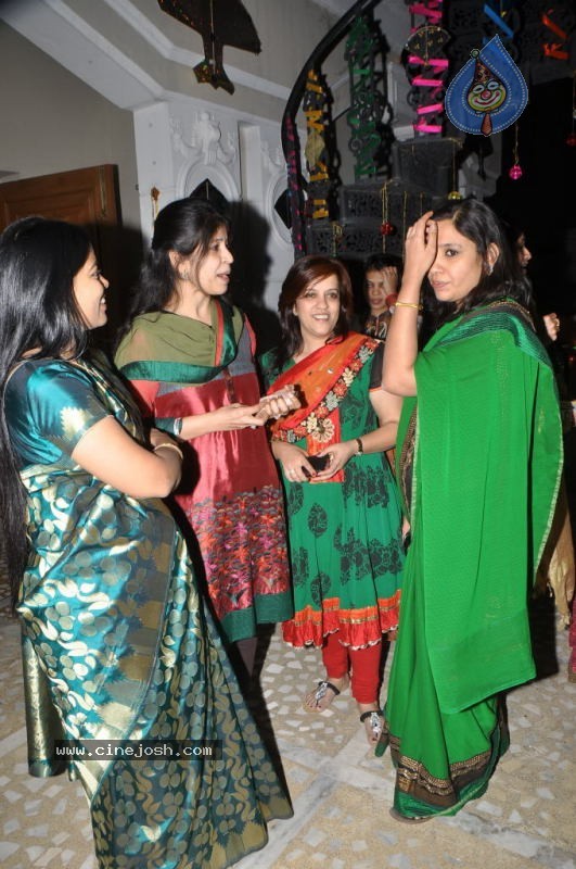 Hyderabad Kite Festival 2011 Photos - 74 / 103 photos