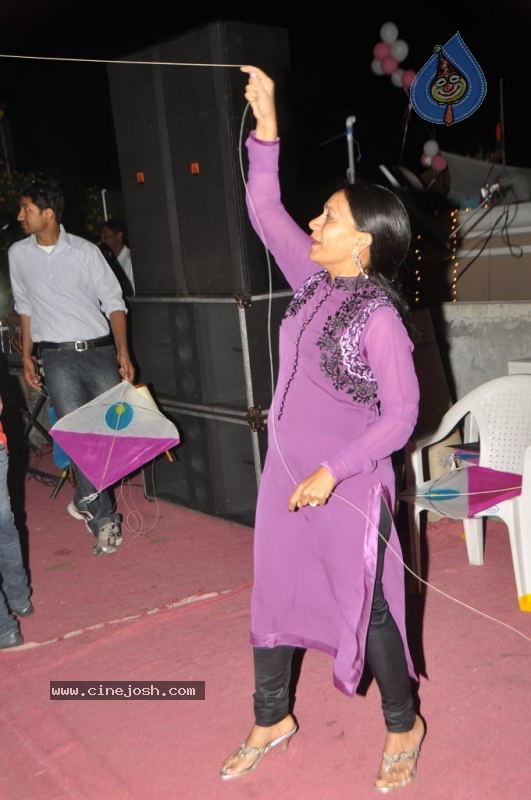 Hyderabad Kite Festival 2011 Photos - 94 / 103 photos