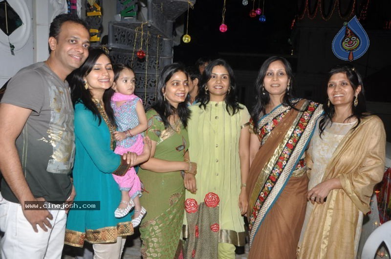 Hyderabad Kite Festival 2011 Photos - 102 / 103 photos