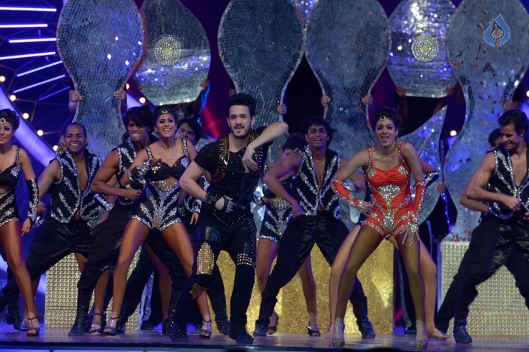 IIFA Utsavam 2016 Photos 5 - 34 / 118 photos