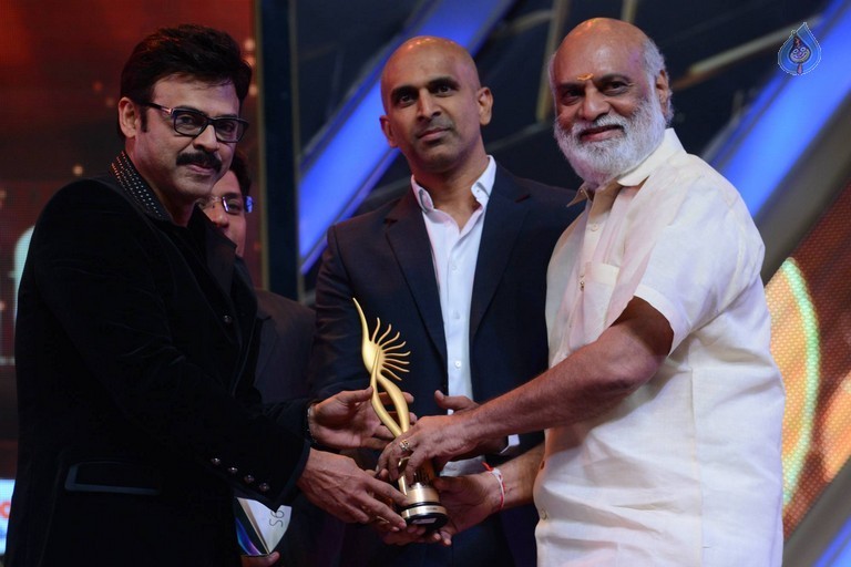 IIFA Utsavam 2016 Photos 5 - 74 / 118 photos