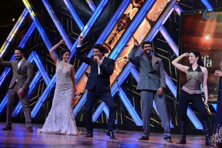 IIFA Utsavam 2016 Photos 6 - 40 / 103 photos