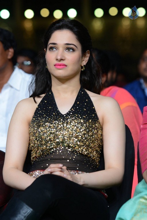 IIFA Utsavam 2016 Photos 6 - 93 / 103 photos