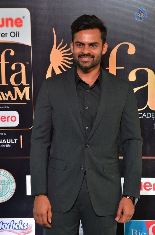 IIFA Utsavam 2017 Awards 2 (Day2) - 60 / 125 photos