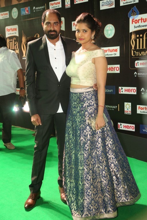 IIFA Utsavam 2017 Awards 2 (Day2) - 91 / 125 photos