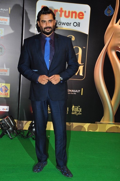 IIFA Utsavam Awards 2016 Photos 3 - 81 / 89 photos