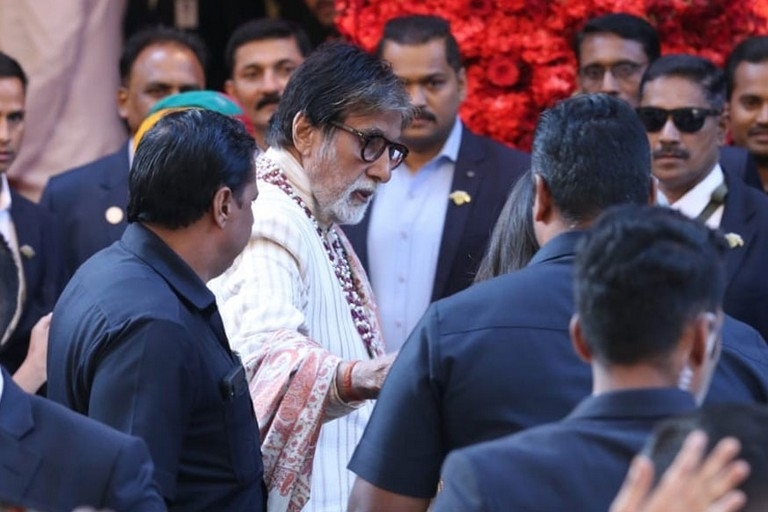 Isha Ambani and Anand Piramal Wedding Pics - 2 / 63 photos