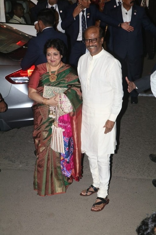 Isha Ambani and Anand Piramal Wedding Pics - 37 / 63 photos