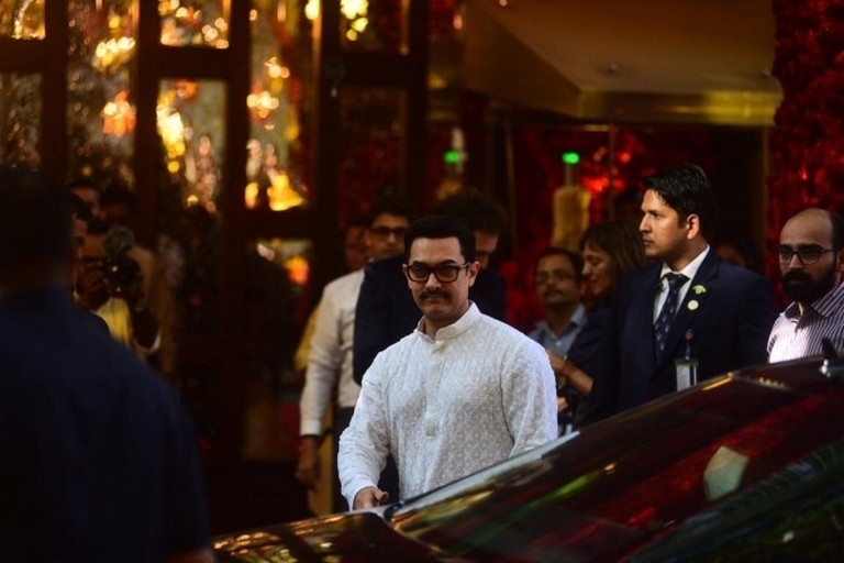 Isha Ambani and Anand Piramal Wedding Pics - 45 / 63 photos