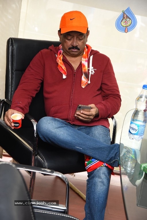 Ram Gopal Varma watch iSmart Shankar Movie - 20 / 21 photos