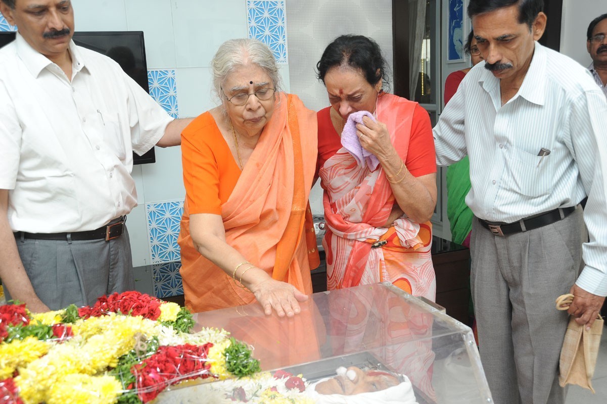 Jamuna Husband Ramana Rao Condolences Photos - 8 / 117 photos