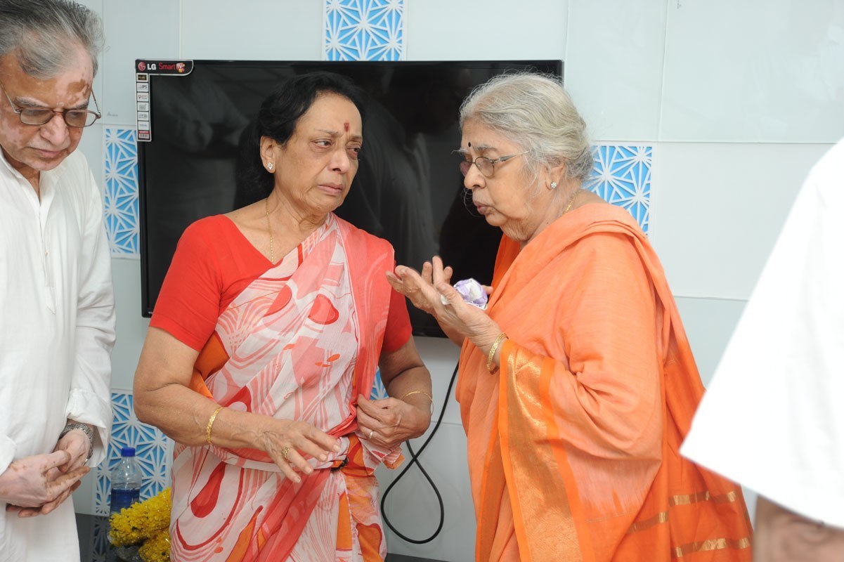 Jamuna Husband Ramana Rao Condolences Photos - 15 / 117 photos