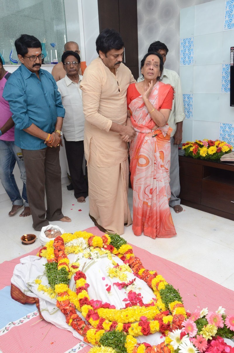Jamuna Husband Ramana Rao Condolences Photos - 22 / 117 photos