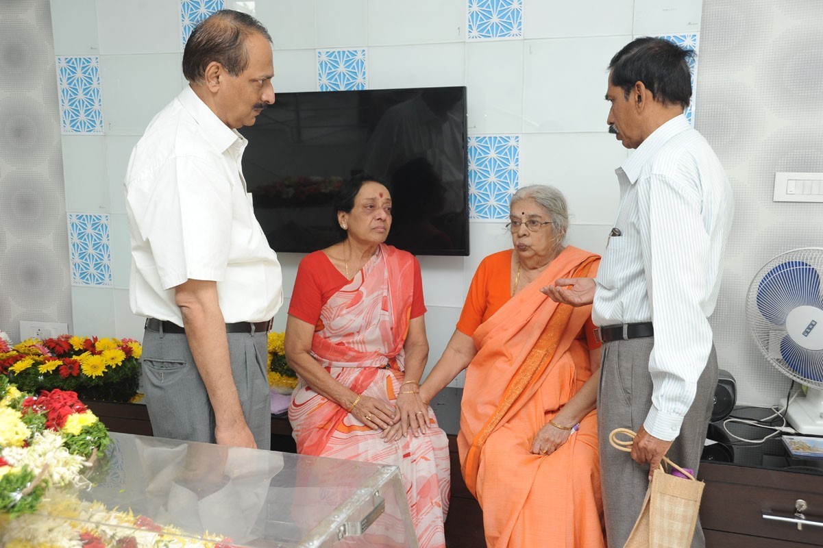 Jamuna Husband Ramana Rao Condolences Photos - 50 / 117 photos