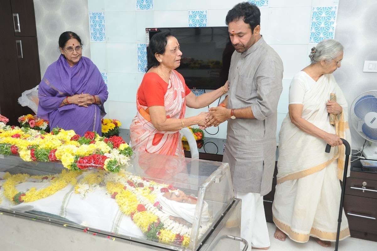 Jamuna Husband Ramana Rao Condolences Photos - 64 / 117 photos