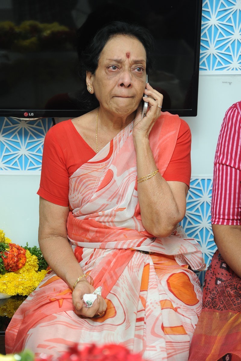 Jamuna Husband Ramana Rao Condolences Photos - 95 / 117 photos