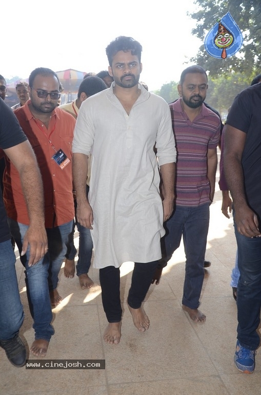 Jawaan Movie Team at Dwaraka Tirumala Temple - 14 / 21 photos