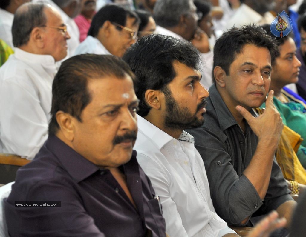 Jayalalitha's Swearing-in Ceremony - 43 / 44 photos