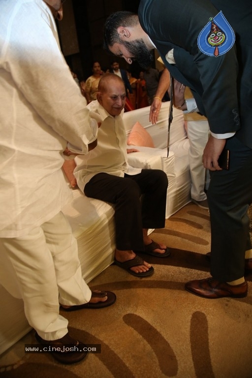 Jayasudha Son Nihar Kapoor Wedding Reception 01 - 34 / 57 photos