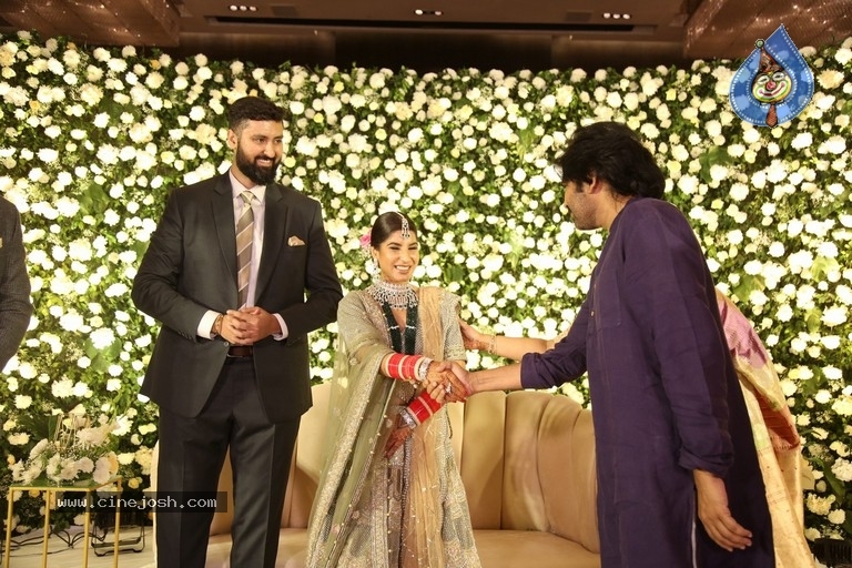 Jayasudha Son Nihar Kapoor Wedding Reception 03 - 27 / 81 photos
