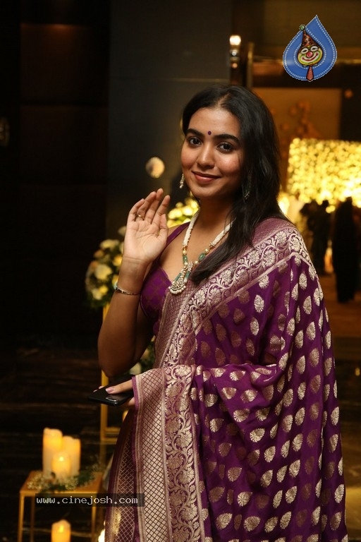 Jayasudha Son Nihar Kapoor Wedding Reception 03 - 38 / 81 photos