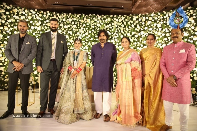 Jayasudha Son Nihar Kapoor Wedding Reception 03 - 52 / 81 photos