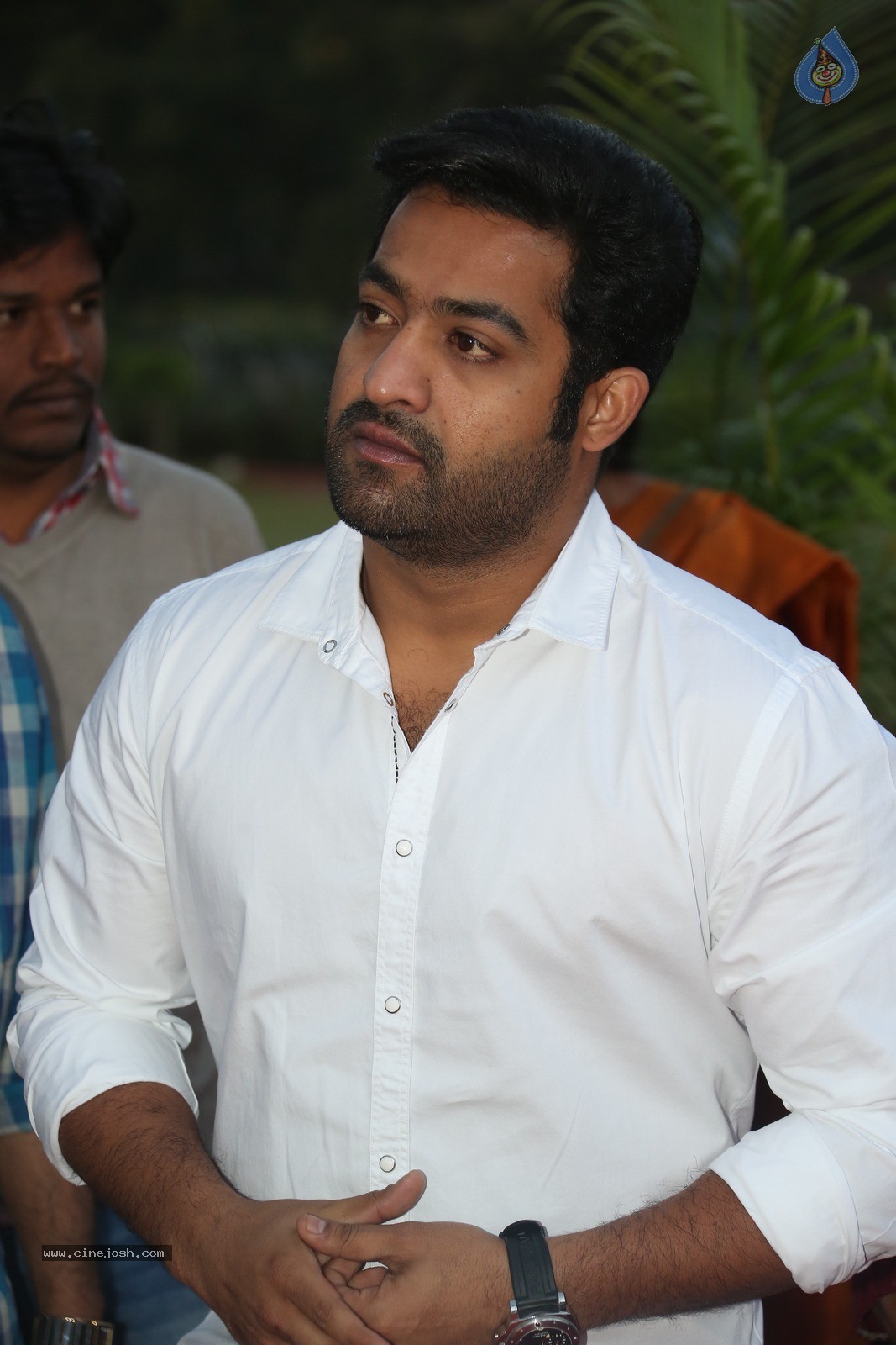 Jr NTR at NTR Ghat - 47 / 60 photos