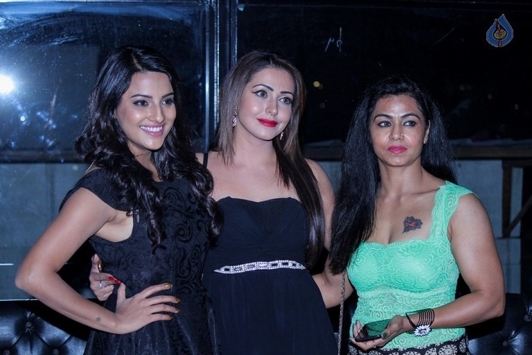 Jyothi Sethi Birthday Bash Photos - 15 / 84 photos